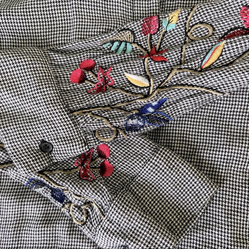 H&M Button Down - Picture 2 of 4